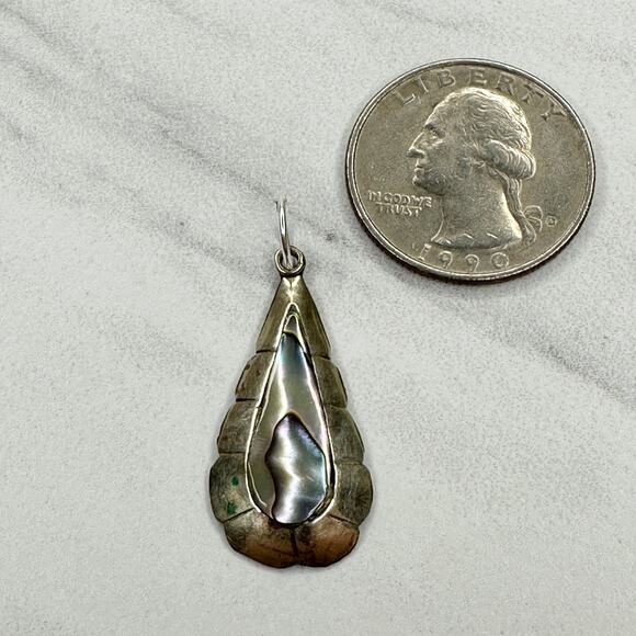 Vintage Alpaca Mexico Silver Tone Abalone Shell Inlay Upcycled Pendant - Picture 2 of 9